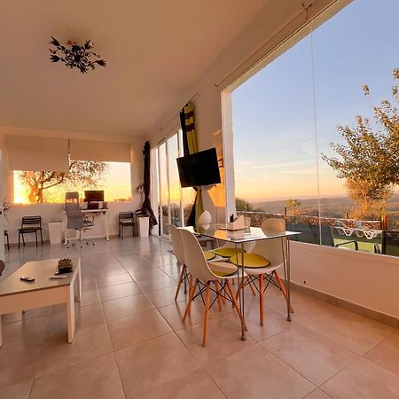 El Coso Lodge & Workation Zalamea la Real Bagian luar foto